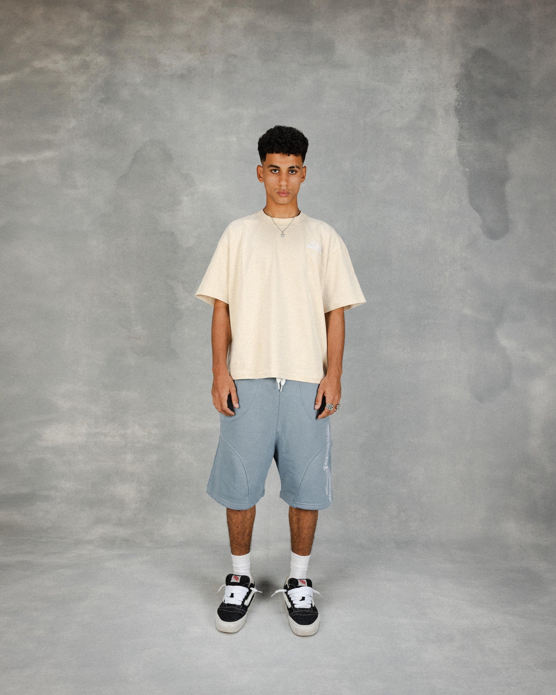 “SIN SIGNATURE” Shorts in Indigo