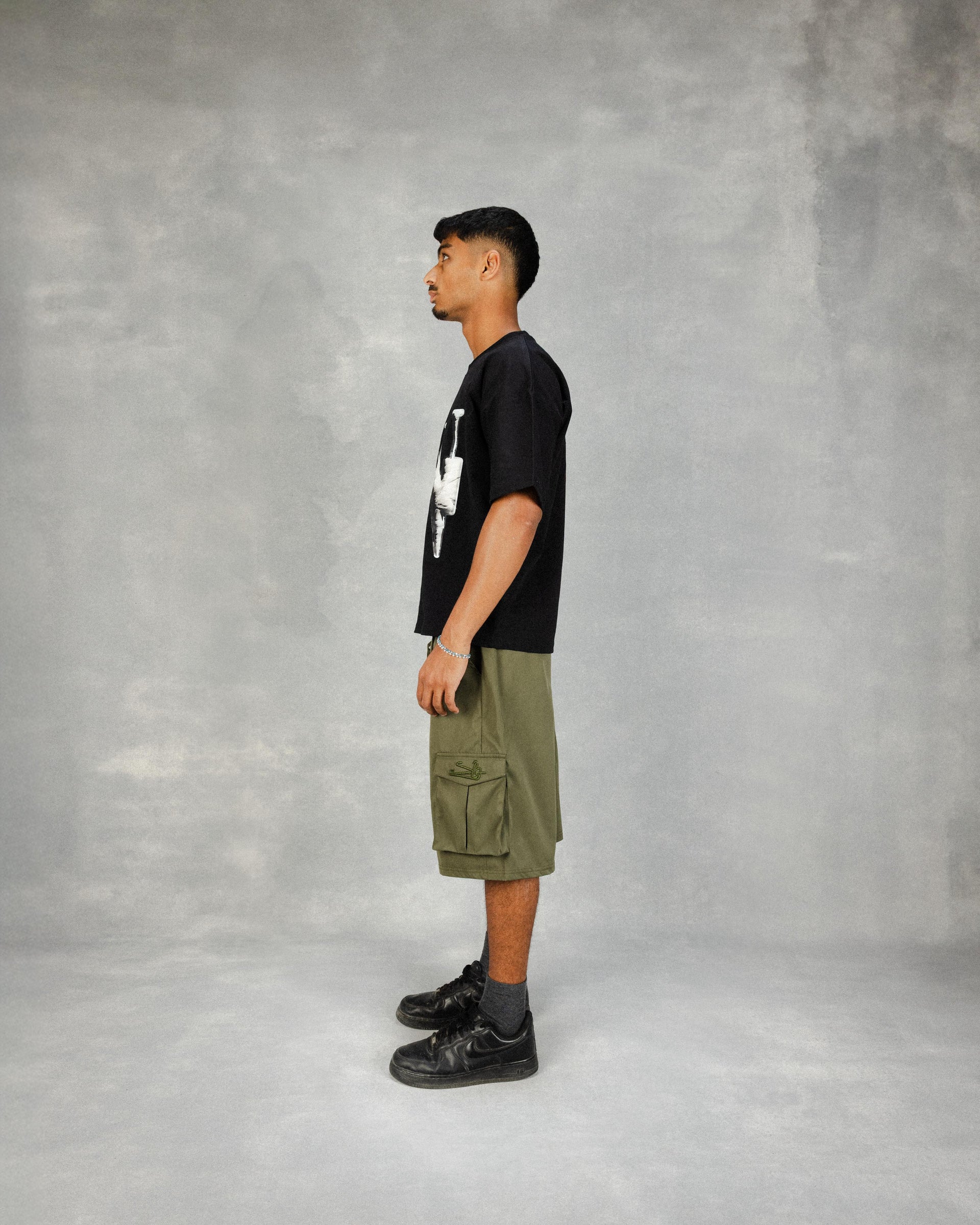 “SINWORK” Olive Shorts